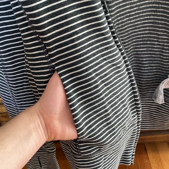 GapFit zip up hoodie - Picture 7 of 11